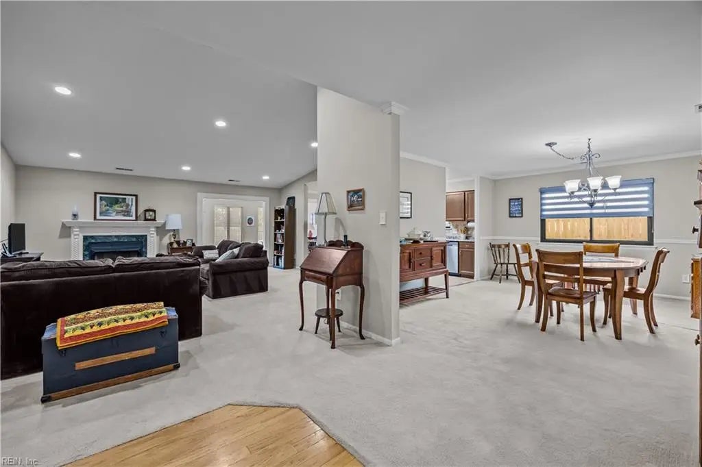 765 Pine Lake Dr, Virginia Beach