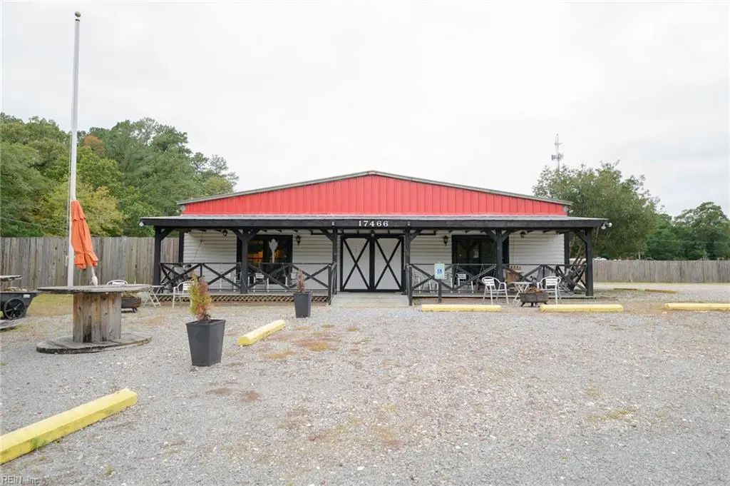 17466 Benns Church Blvd, Isle of Wight County