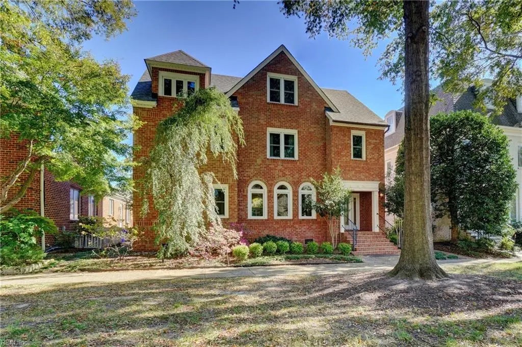 817 E Botetourt Ct, Norfolk