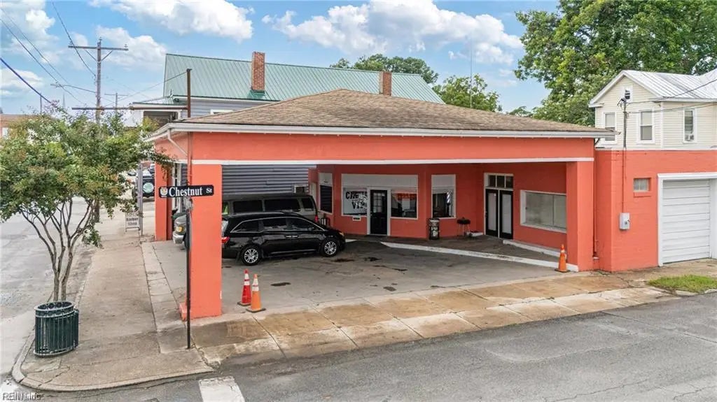 400 W Washington St, Suffolk