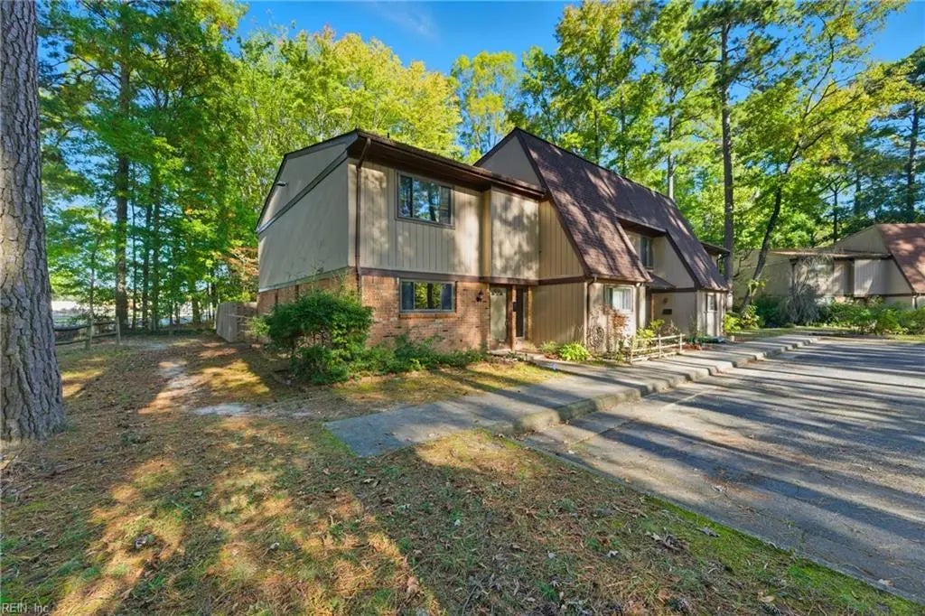 1001 Willow Green Dr, Newport News