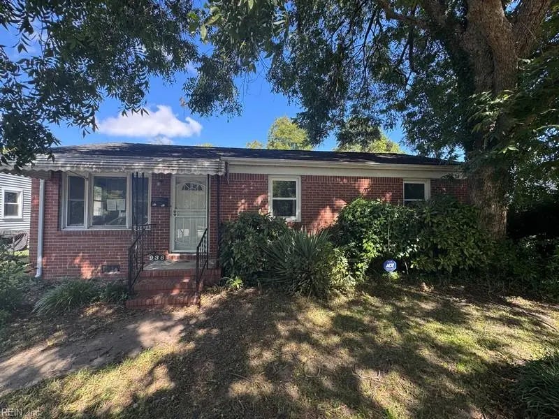 936 Widgeon Rd, Norfolk