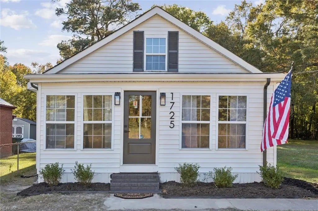 1725 Sawmill Pt, Suffolk