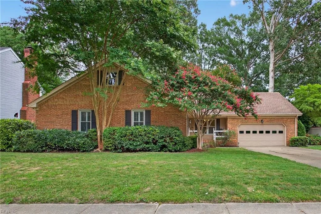 5489 Hargrove Blvd, Virginia Beach