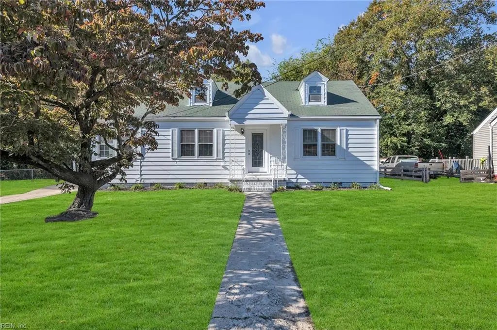 1345 E Norcova Dr, Norfolk