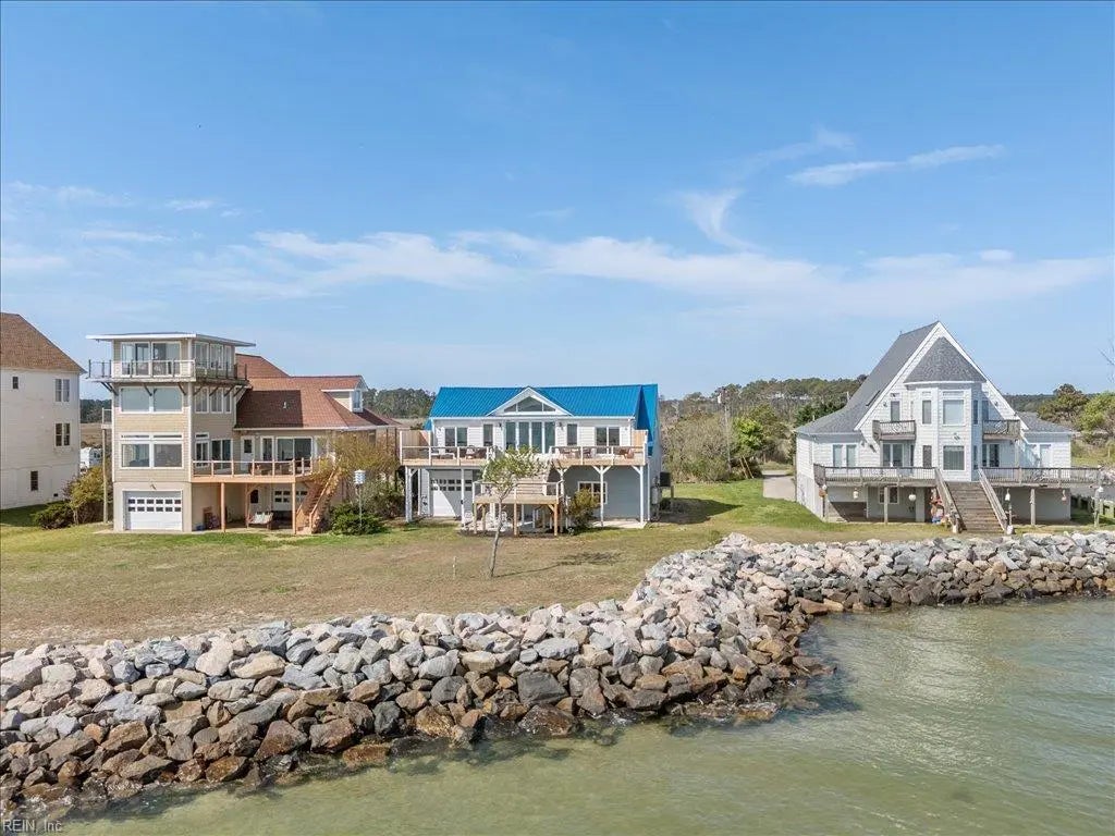 907 Bay Tree Beach Rd, York County