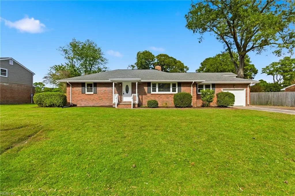 5000 Regina Ln, Virginia Beach
