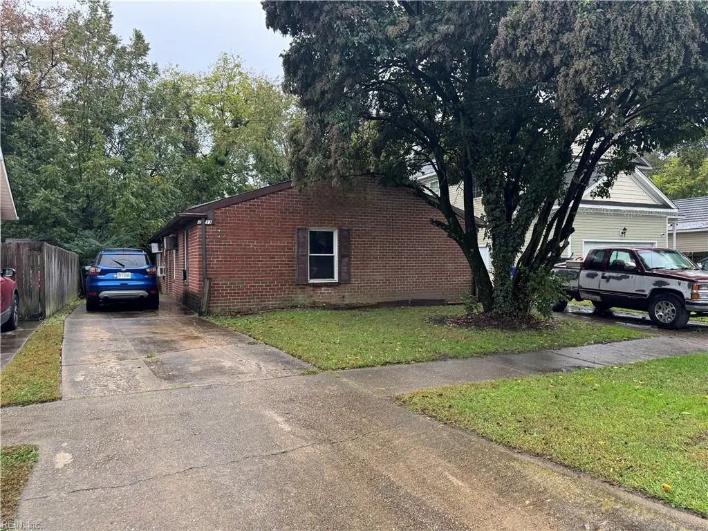 2733 Victoria Ave, Norfolk