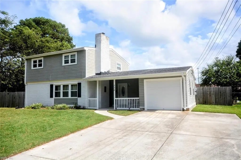 328 Caren Dr, Virginia Beach