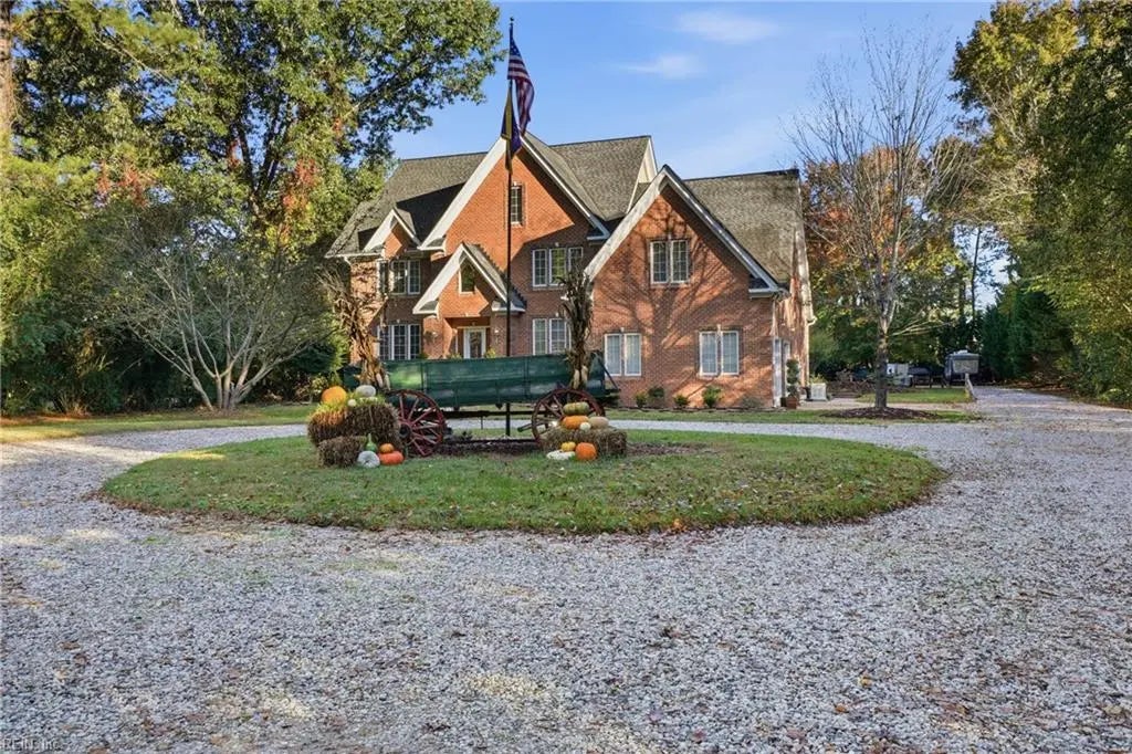 1149 Waters Rd, Chesapeake