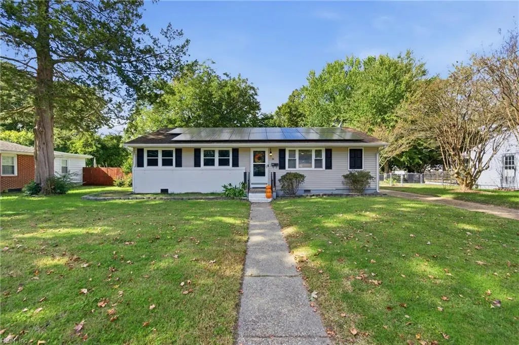 10 Kingwood Dr, Newport News