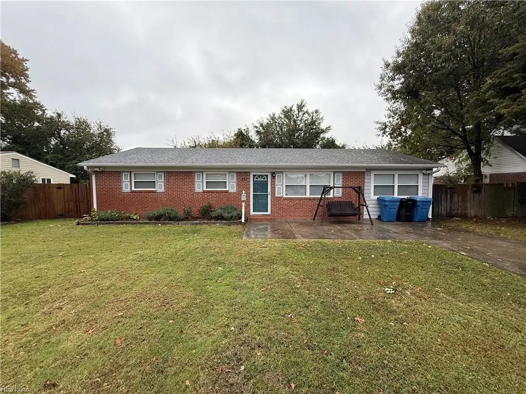 721 Farnham Ln, Virginia Beach