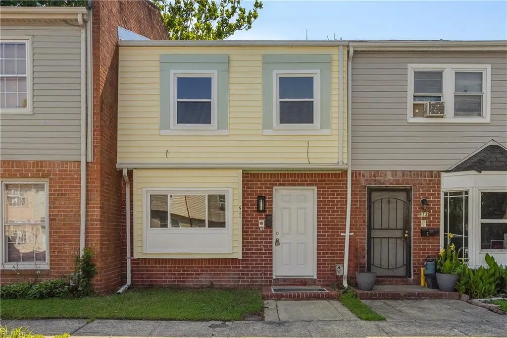 911 Harbour North Dr, Chesapeake