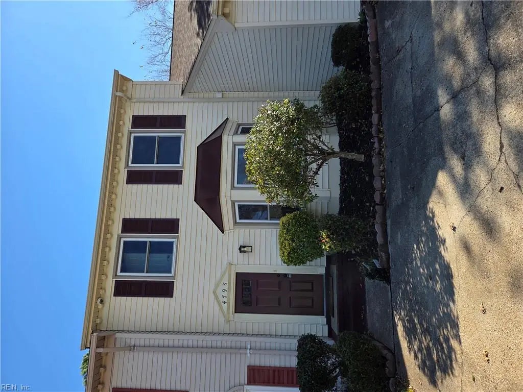 4793 Woods Edge Rd, Virginia Beach