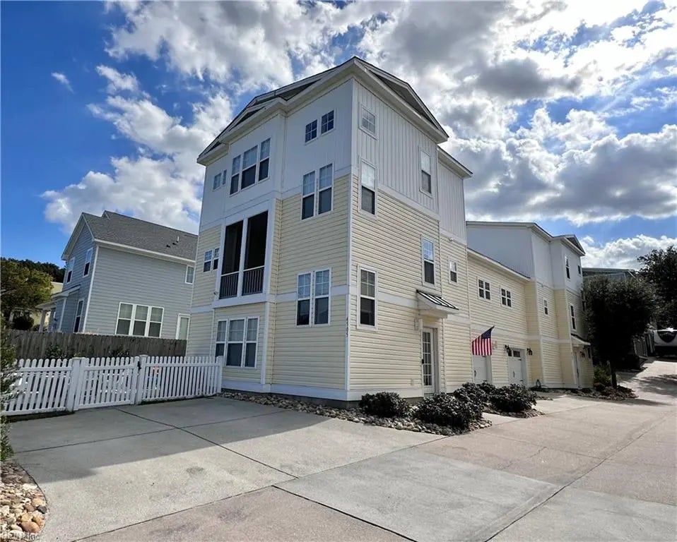 4505 Ocean View Ave, Virginia Beach