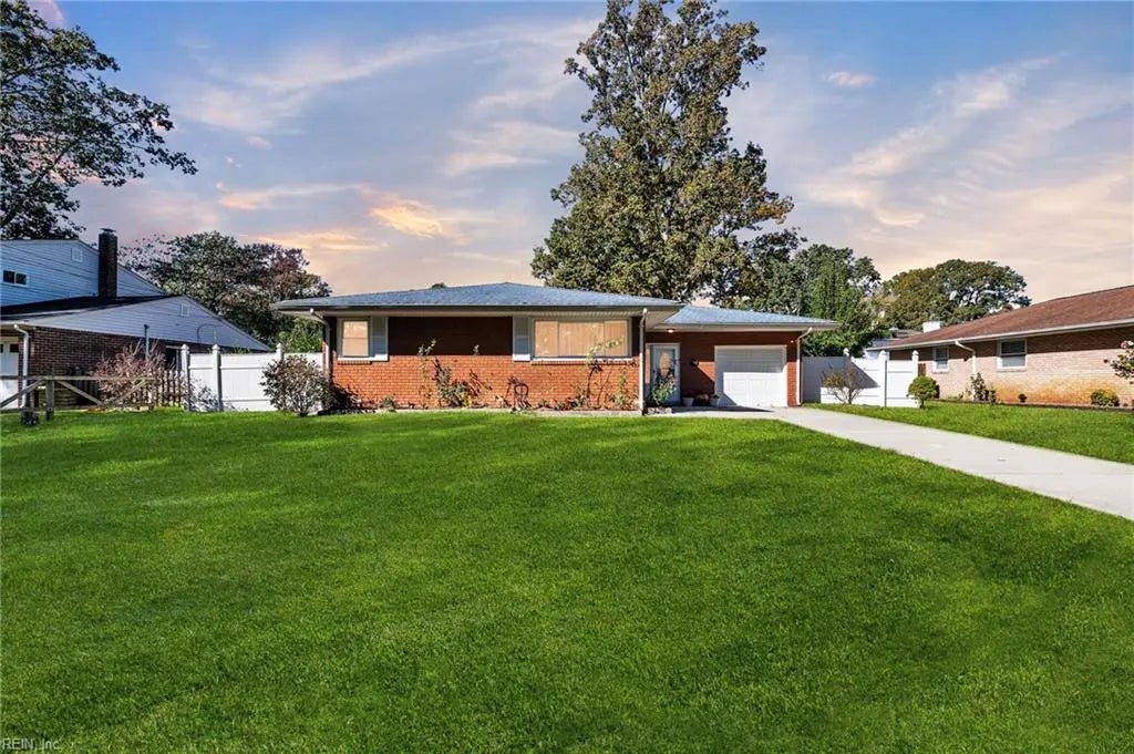457 Hornell Ln, Virginia Beach