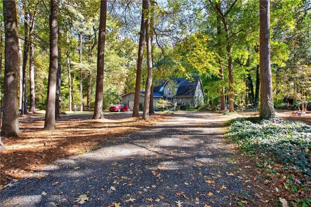 682 Princess Anne Rd, Virginia Beach