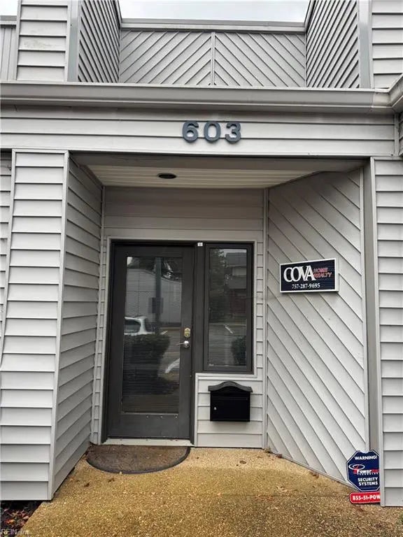 732 Thimble Shoals Blvd, Newport News