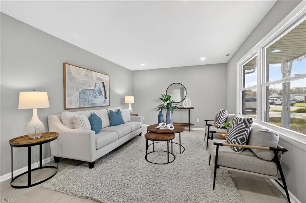 424 Elmont Rd, Virginia Beach