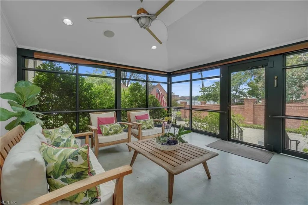 404 W Freemason St, Norfolk