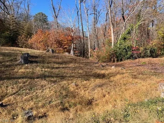 451 Eastwood Dr, Newport News