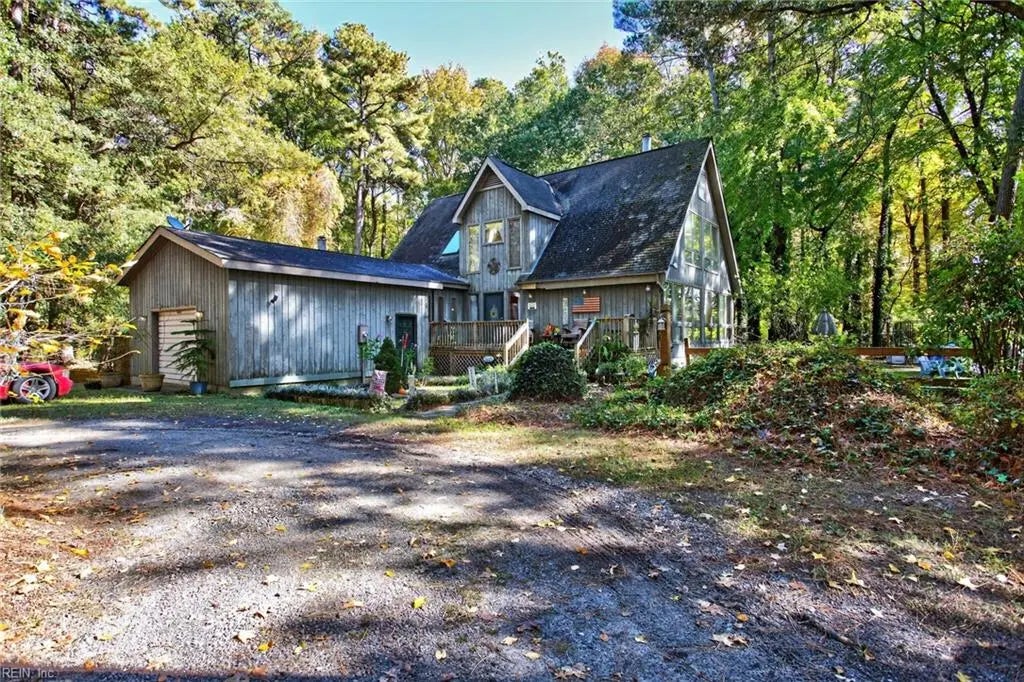 682 Princess Anne Rd, Virginia Beach