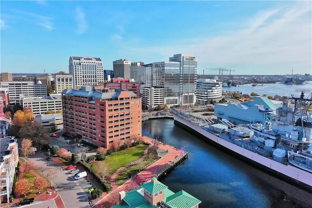 215 Brooke Avenue, Norfolk