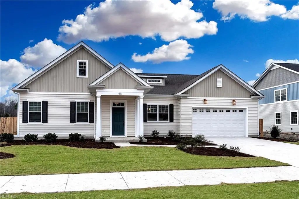 713 Crestfield Dr, Chesapeake