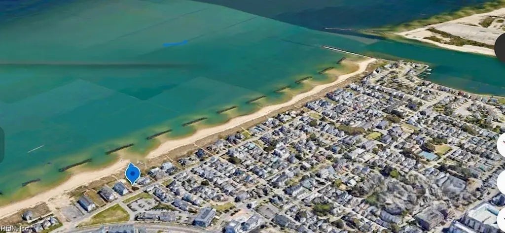 4210 E Beach Dr, Norfolk