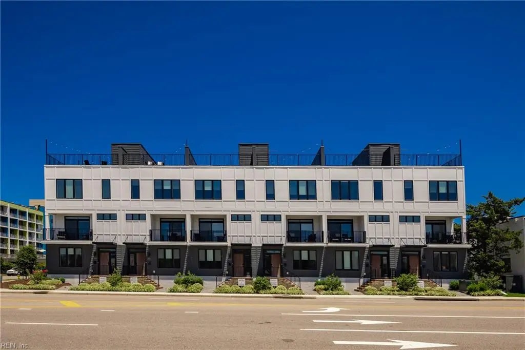 953 Pacific Ave, Virginia Beach