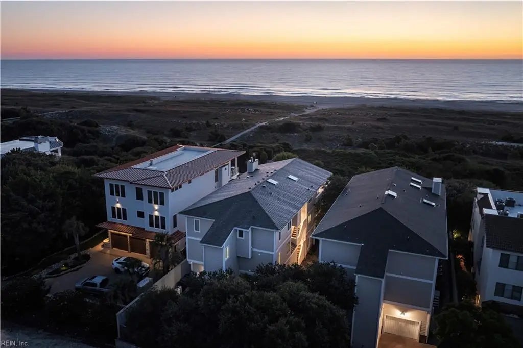 8408 Ocean Front Ave, Virginia Beach