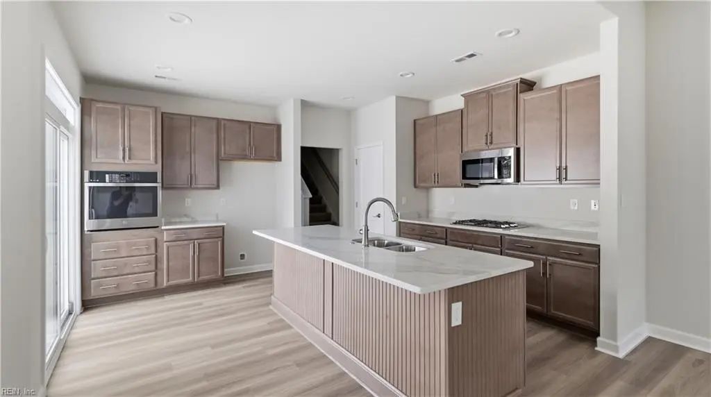 1301 Regal Rd, Suffolk