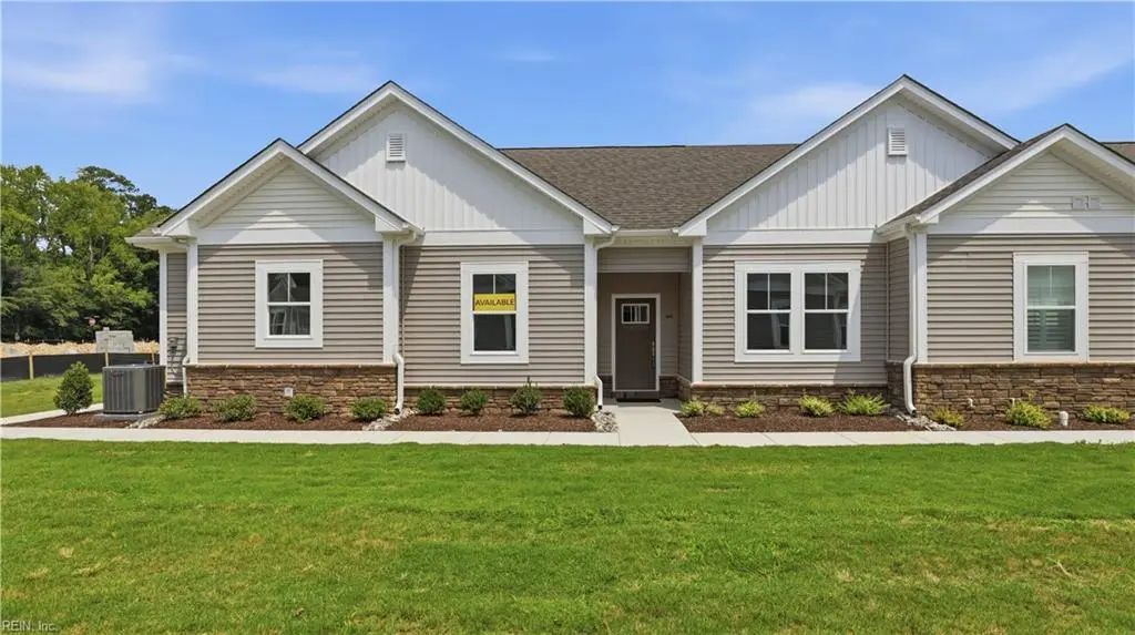 1301 Regal Rd, Suffolk