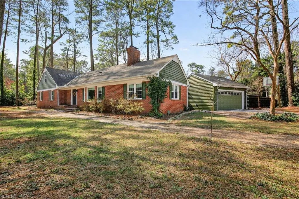 3501 Lynnwood Dr, Virginia Beach