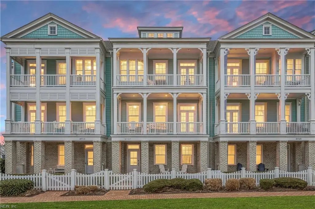 4152 East Beach Dr, Norfolk