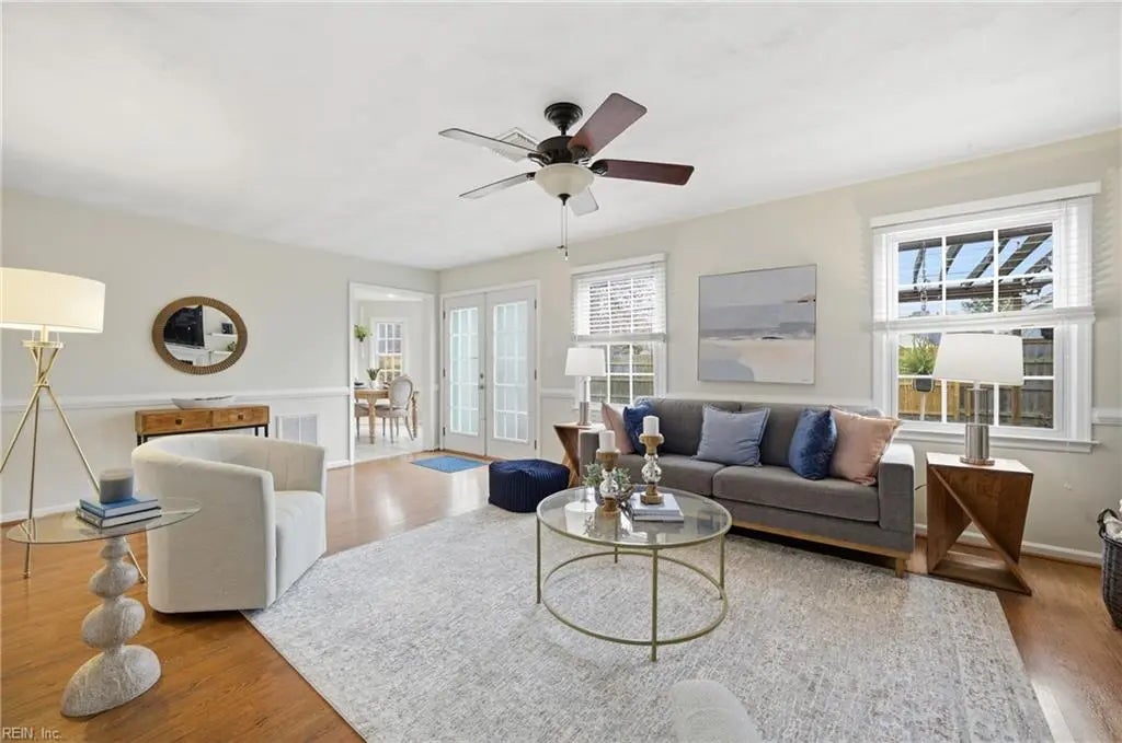 1257 Warner Hall Dr, Virginia Beach