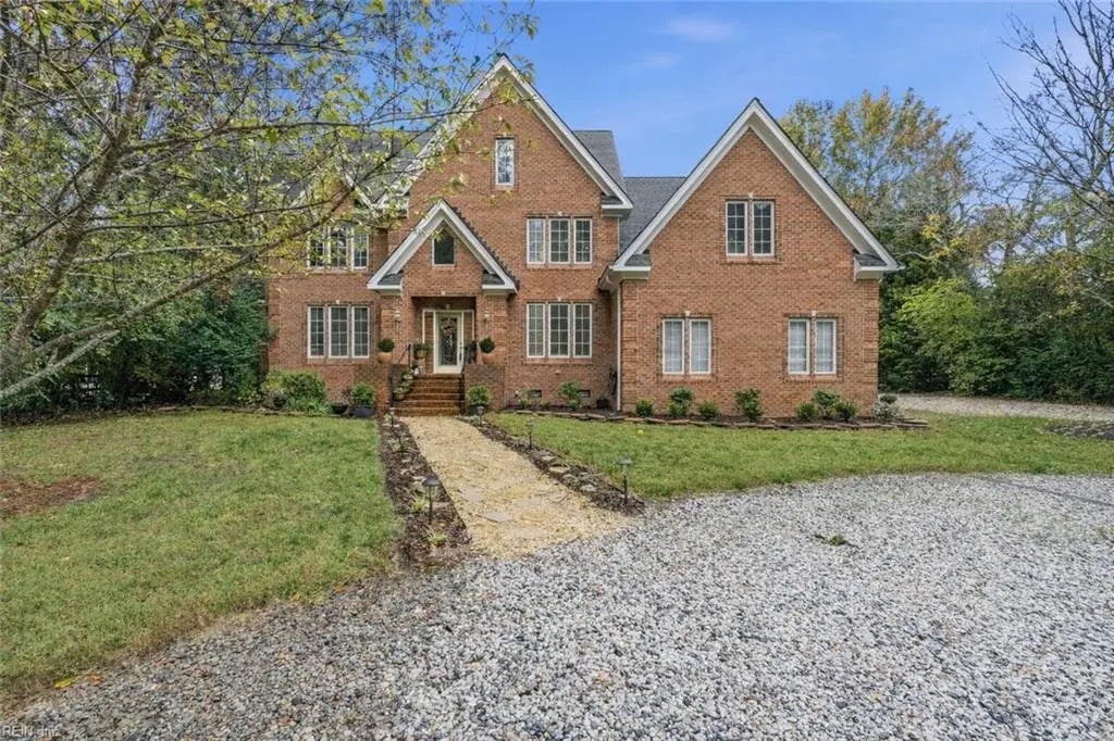 1149 Waters Rd, Chesapeake