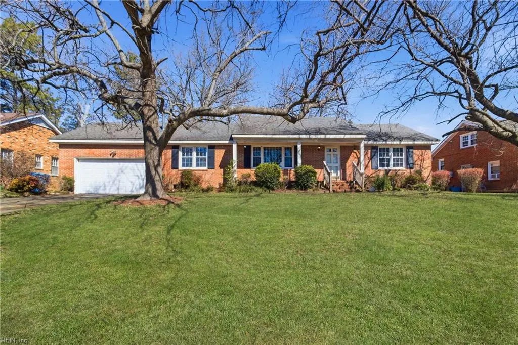 5228 Baptist Cir, Virginia Beach