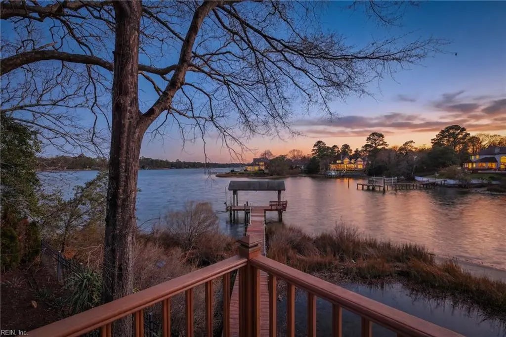 1072 Downshire Chse, Virginia Beach