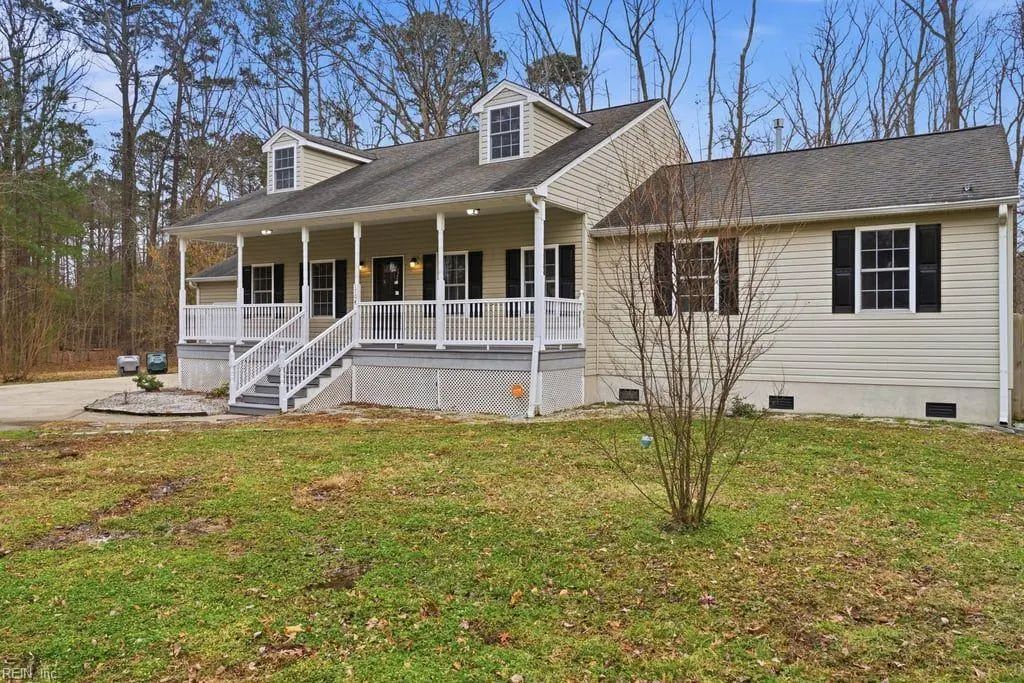 1704 Neptune Dr, Hampton