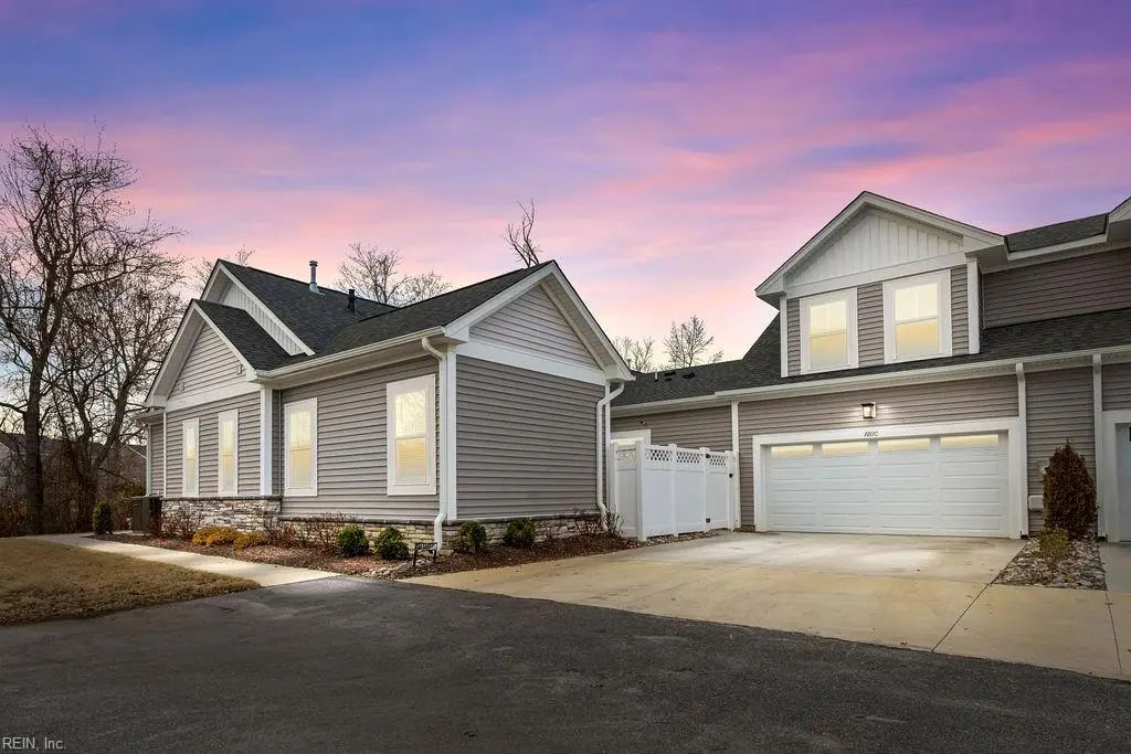 1011 Diamond Way, Suffolk