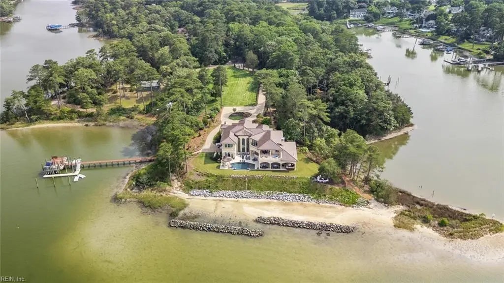 1680 Godfrey Ln, Virginia Beach