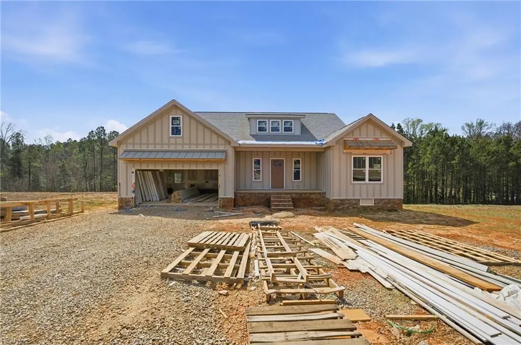 230 Ferry Landing Dr, Mecklenburg County