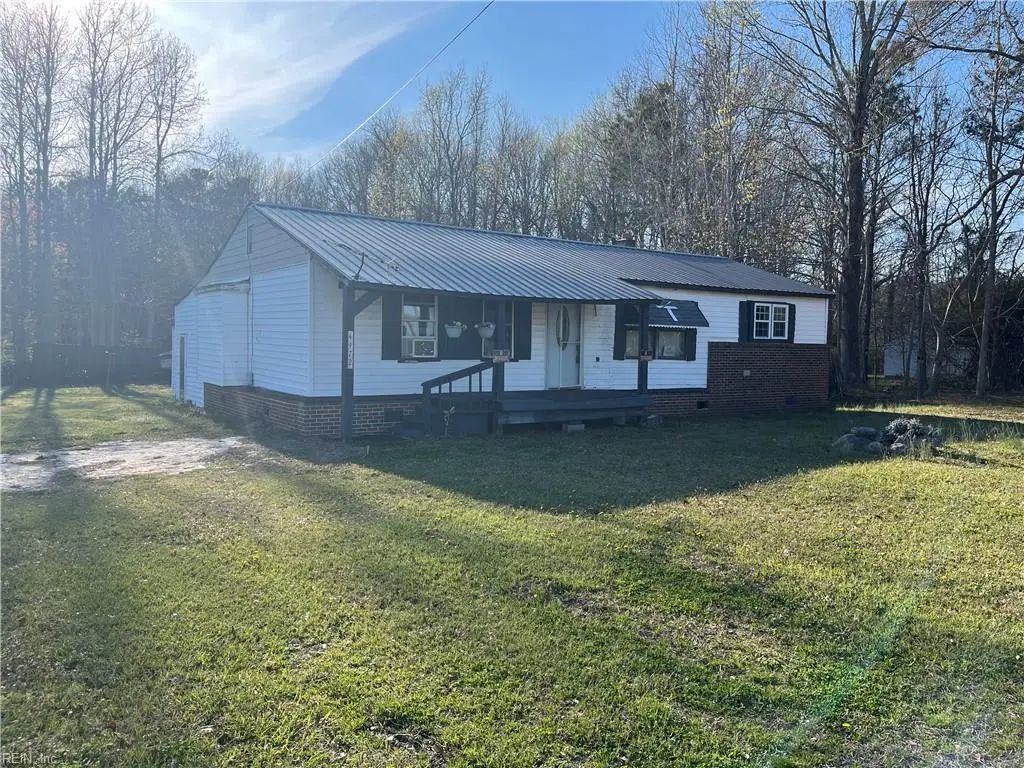 4472 Caratoke Hwy, Currituck County