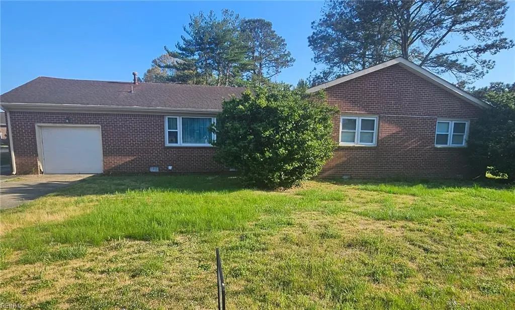 305 Providence Rd, Chesapeake
