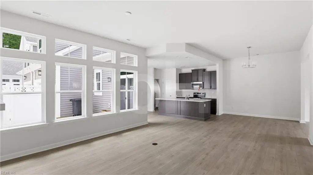 2400 Venture Way, Suffolk