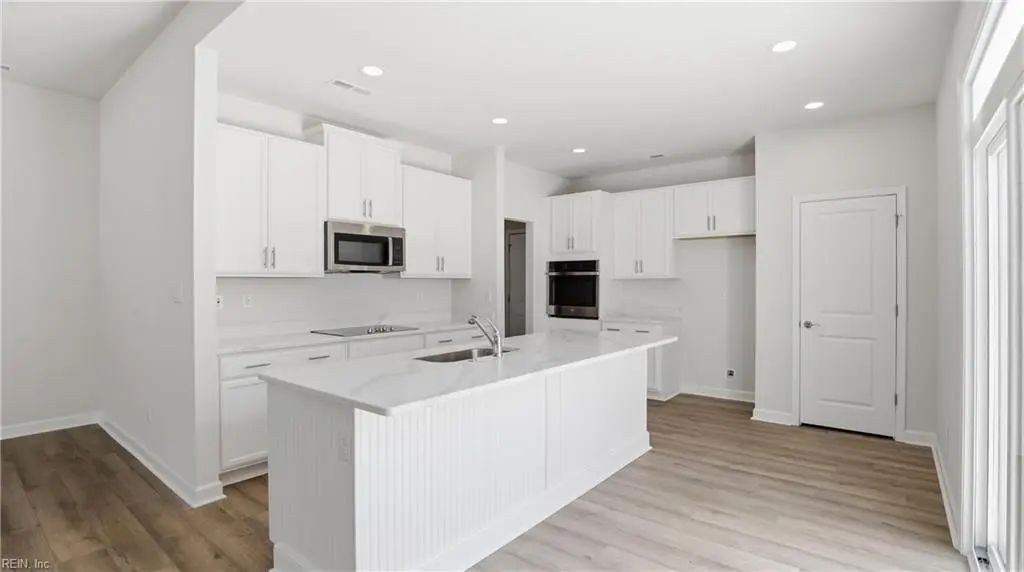 2400 Venture Way, Suffolk