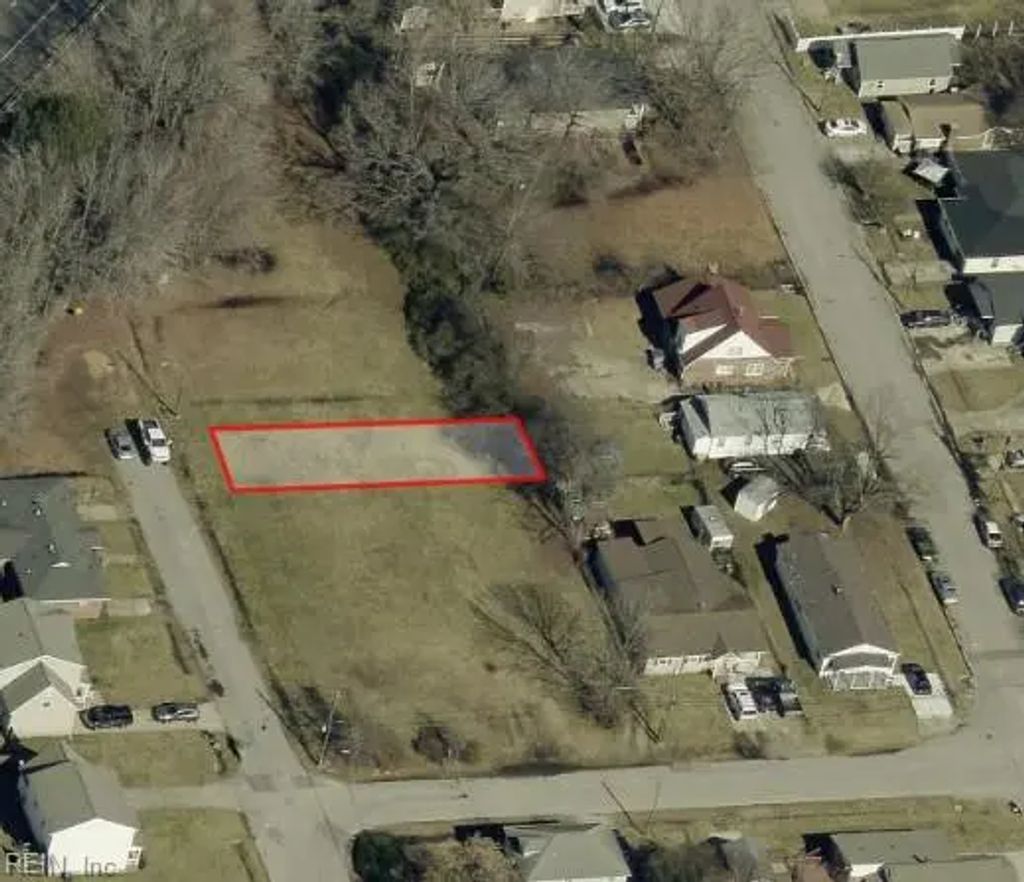 706 Ellington Ave, Hampton
