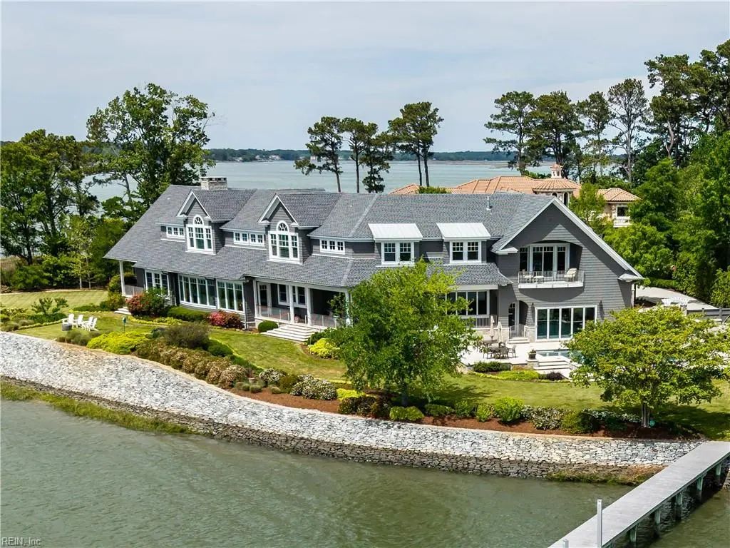 1700 River Ct, Virginia Beach