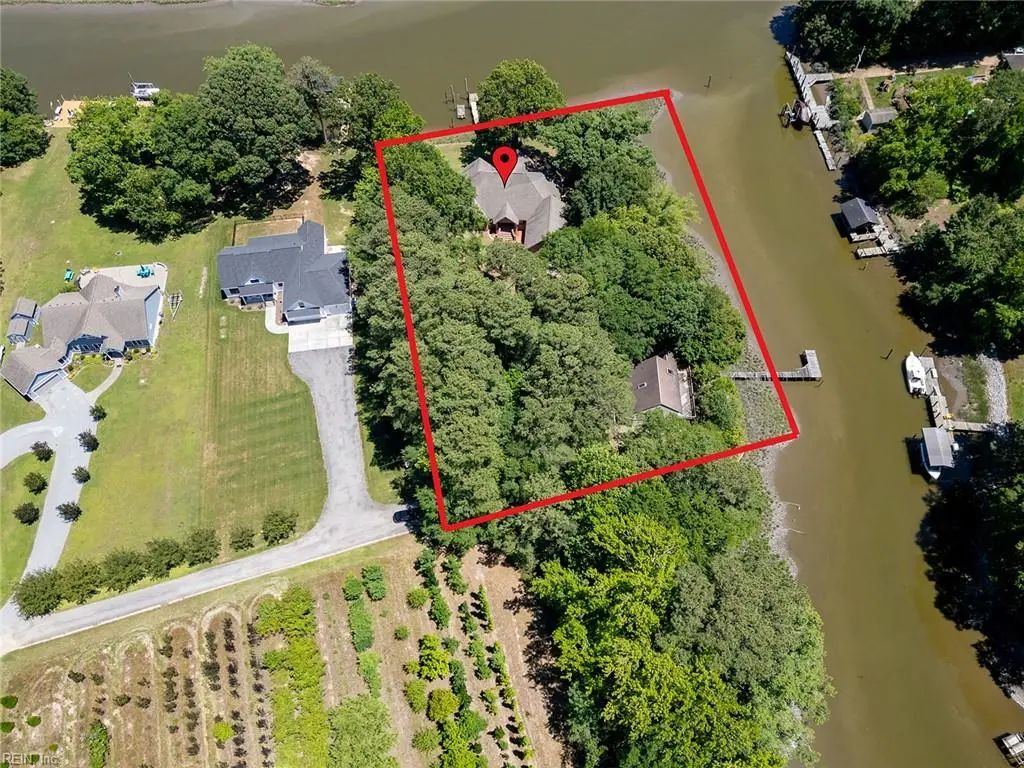 5286 Bennetts Pasture Rd, Suffolk